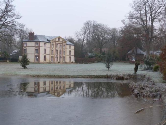 Chambre E Andre Le Domaine Des Jardins De Bracquetuit Exterior photo